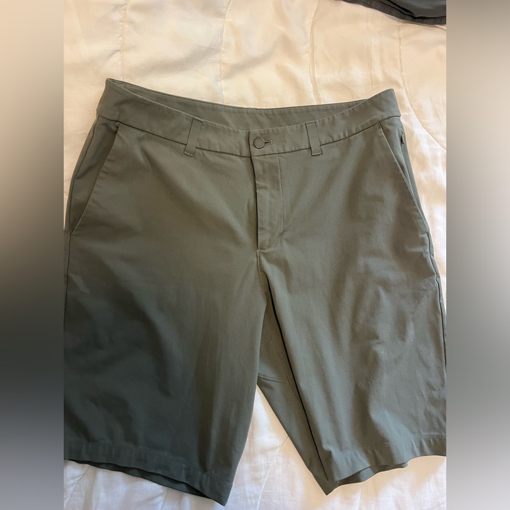 Lululemon Men's Olive Green Shorts